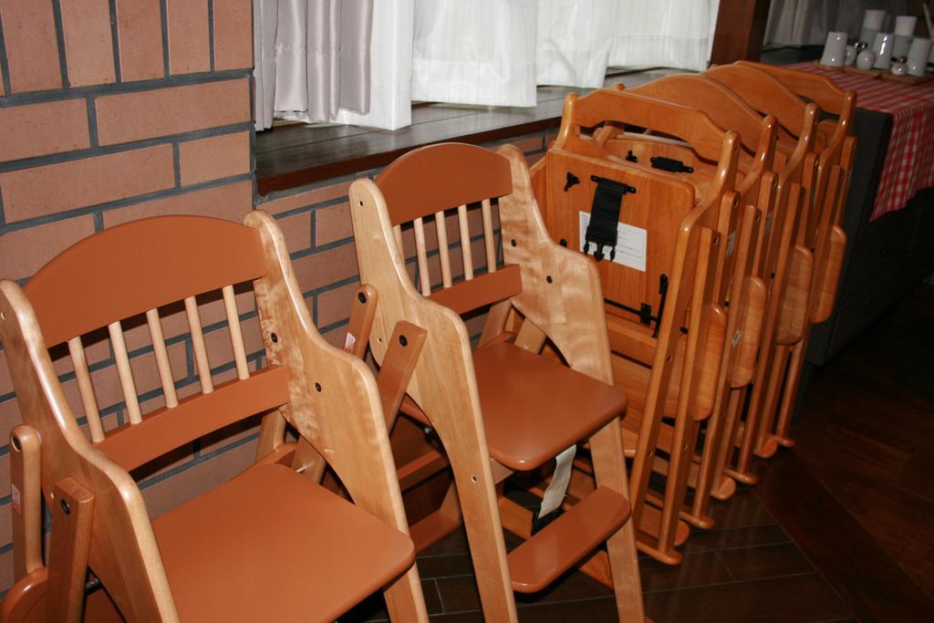 Family Pension Crayon Fujikawaguchiko Εξωτερικό φωτογραφία